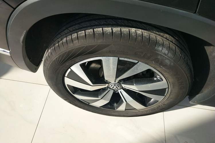 Used Volkswagen Tayron 2019 330TSI Four-Wheel Drive Luxury Version China V Standard
