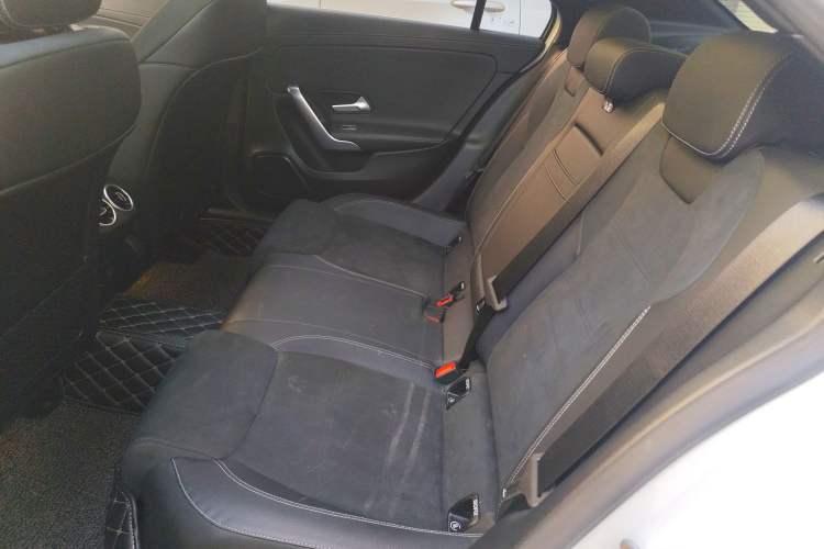 Used Mercedes-Benz A-Class 2020 Restyled A 200 L Sport Sedan Fashion Version
