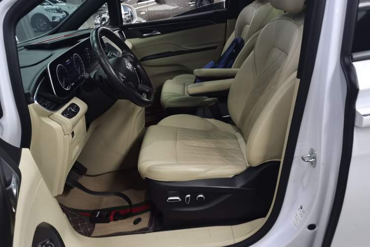 Used Buick GL8 2022 ES Land Cruiser 653T Luxury Model