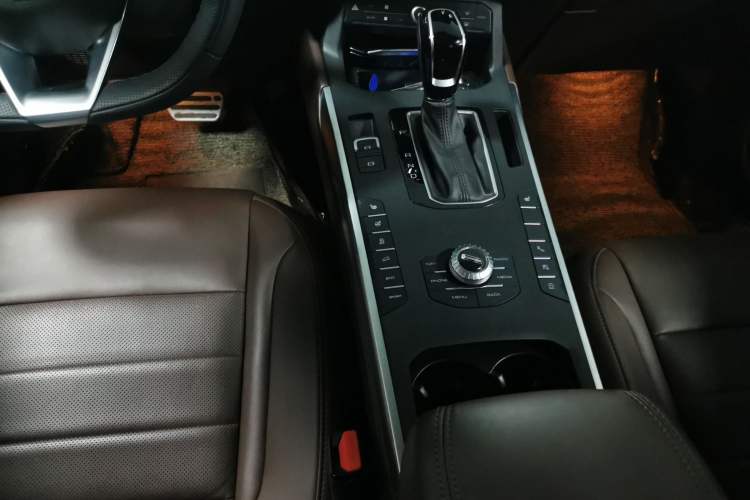 Used Wey VV5 2017 2.0T Ultra-Luxury Version