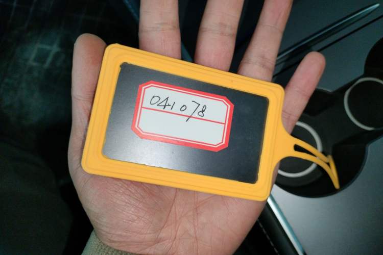 Used Tesla Model Y 2021 Long-Range All-Wheel-Drive Version 3D7
