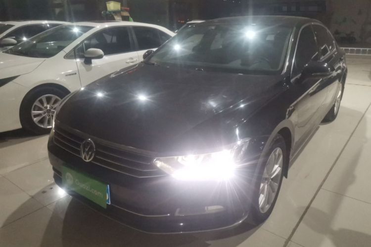 Used Volkswagen Magotan 2018 330TSI DSG Luxury Model