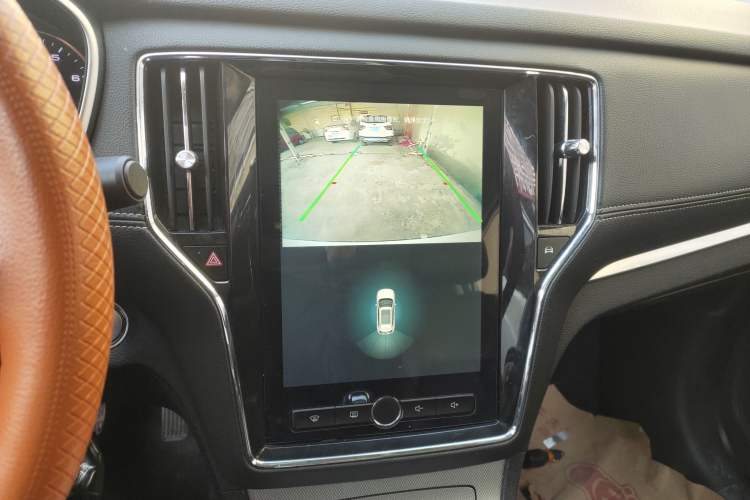 Used Roewe RX5 2019 20T Two-Wheel Drive Automatic Ali Smart Connectivity Platinum Edition
