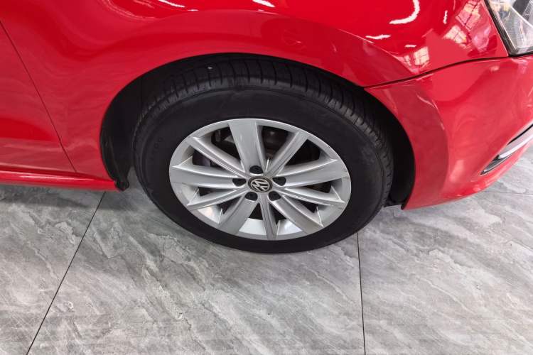 Used Volkswagen Polo 2014 1.4L Automatic Comfort Edition
