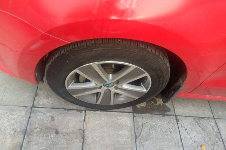 Used Volkswagen Polo 2016 1.6L Automatic Comfort Model
