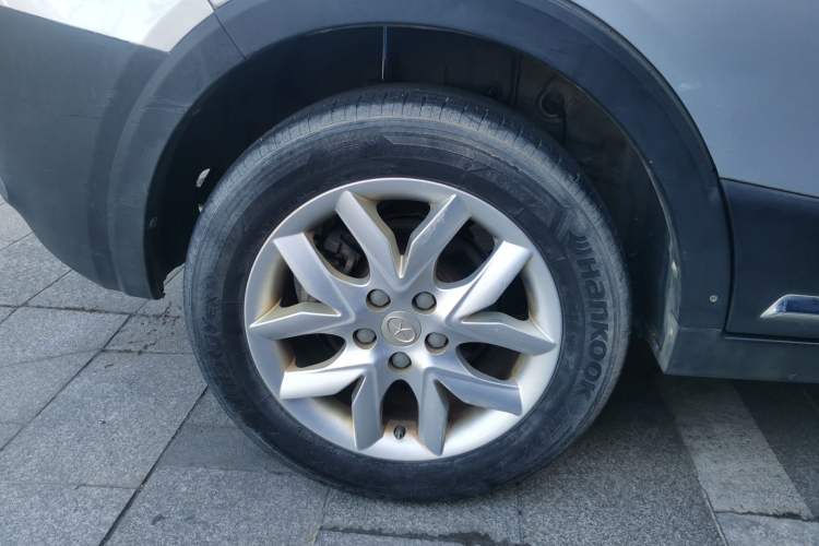 Used  Refine S3 2014 1.5L CVT Luxury Smart Model
