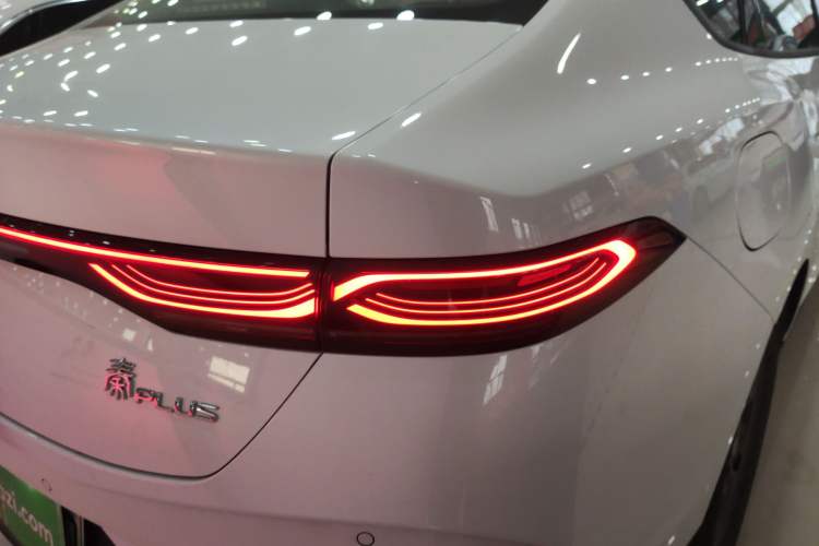 Used BYD Qin PLUS 2025 DM-i Smart Drive 55KM Leading Model
