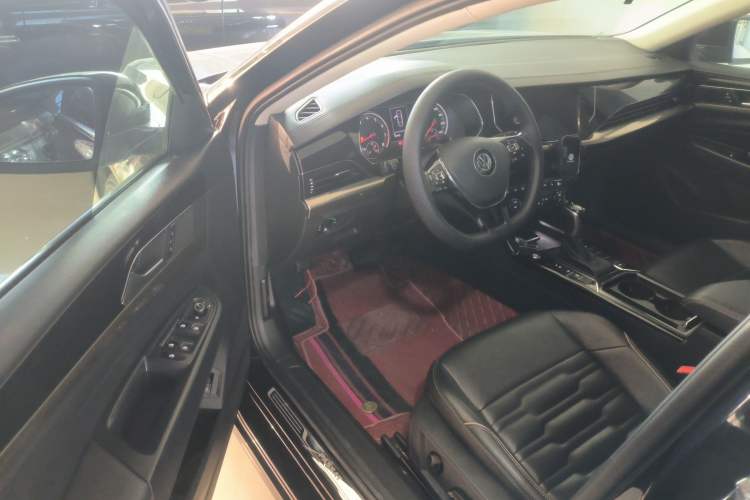 Used Volkswagen Passat 2019 330TSI Elite Edition China VI
