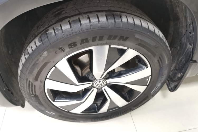 Used Volkswagen Tayron 2020 330TSI Two-Wheel Drive Luxury Smart Connectivity Version
