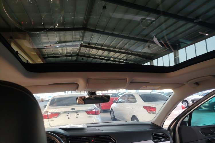 Used Volkswagen Tiguan L 2018 330TSI Automatic Two-Wheel Drive Luxury Edition