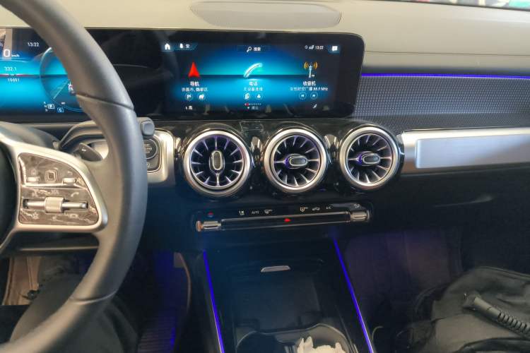 Used Mercedes-Benz GLB 2021 GLB 200 Dynamic Edition
