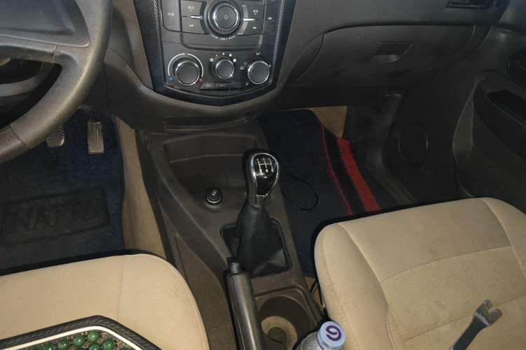 Used Wuling Hongguang 2014 1.5L S Standard Version
