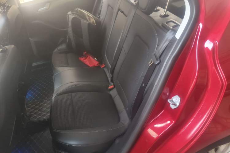 Used Ford Focus 2020 Sedan EcoBoost 180 Automatic Trend Edition
