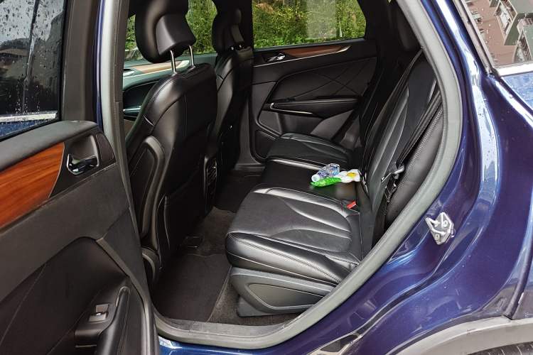 Used Lincoln MKC 2014 2.0T Two-Wheel-Drive Luxury Edition