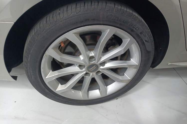 Used Audi A4L 2018 30th Anniversary Edition 40 TFSI Fashion Model