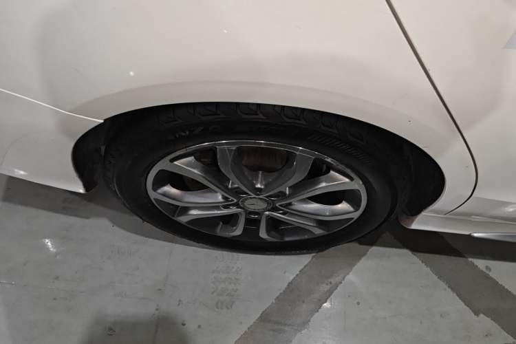 Used Mercedes-Benz C-Class 2015 C 200 L Sport Edition