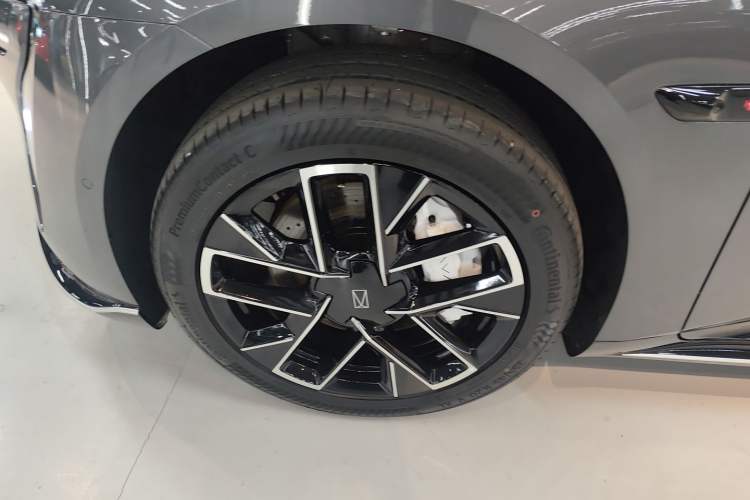 Used  06 2025 Ultra Pure Electric Edition
