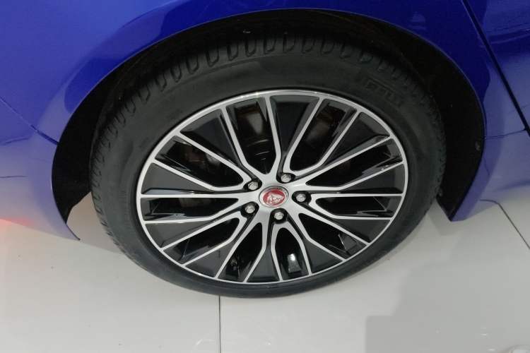 Used Jaguar XEL 2020 2.0T 250 PS SE Tech-Elegant Edition
