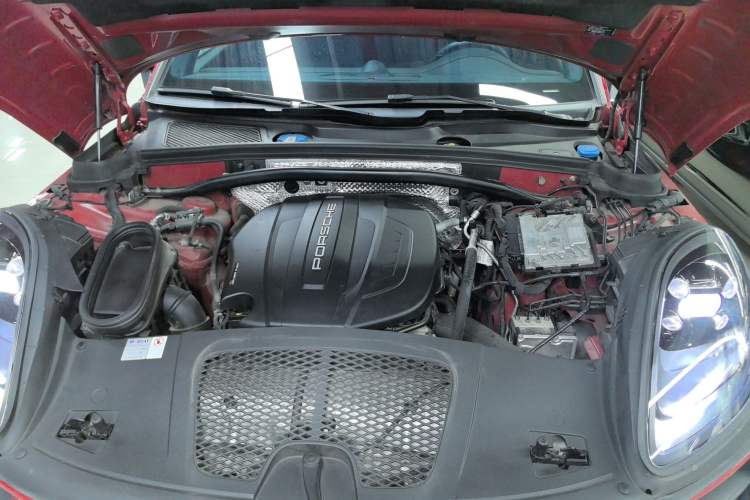 Used Porsche Macan 2021 Macan 2.0T
