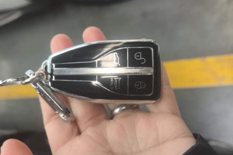 Used Hongqi HS5 2022 Revised Version 2.0T Smart Connect Flagship Edition