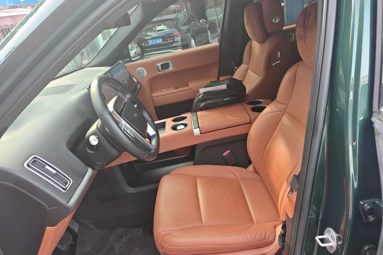 Used Li Auto L8 2023 Pro Model
