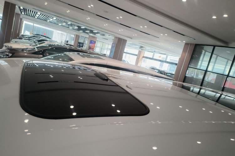 Used Toyota Vellfire 2020 Dual-Engine 2.5L HV Prestige Edition
