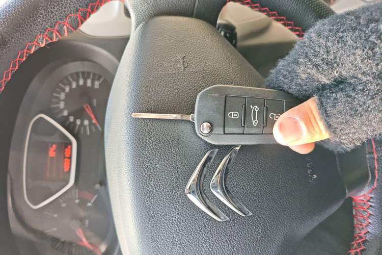 Used Citroen Elysee 2014 1.6L Automatic Comfort Model
