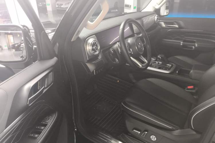 Used Tank 300 2023 City Edition 2.0T—Stylish as Ever
