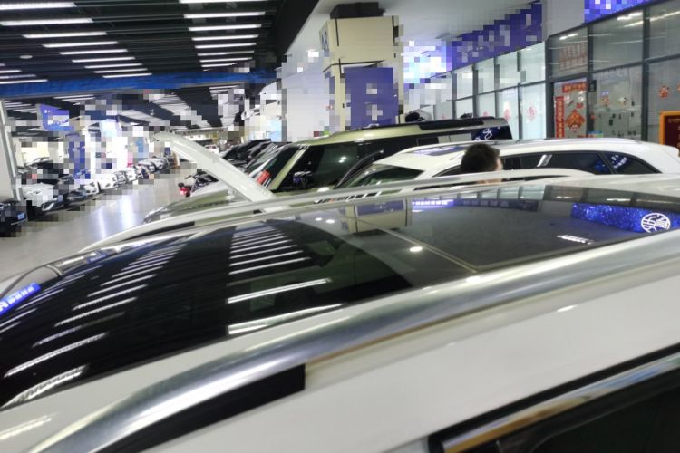 Used Volkswagen Tiguan L 2019 330TSI Automatic Two-Wheel Drive Panoramic Comfort Edition China V Standard
