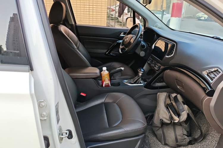 Used GAC Trumpchi GS4 2017 200T G-DCT Two-Wheel Drive Elite Edition
