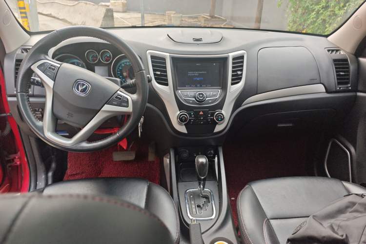 Used Changan CS35 2015 1.6L Automatic Luxury Model China IV Standard
