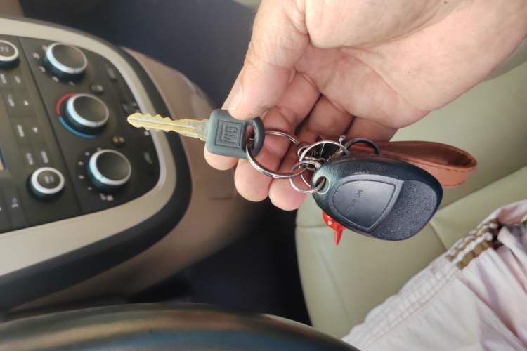 Used Buick GL8 2014 2.4L Executive Edition
