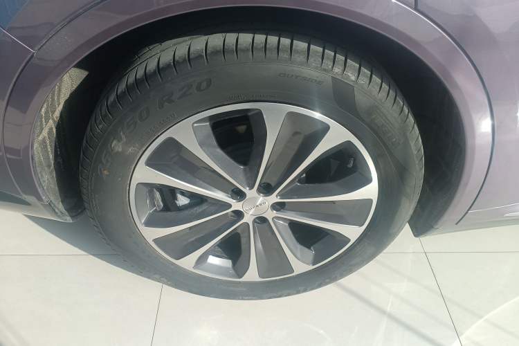 Used Hima Luxeed R7 2025 Range-Extended Version 251 km Max