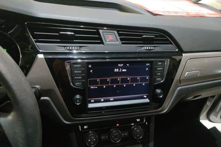 Used Volkswagen Touran 2018 Volkswagen Touran L 280TSI DSG Comfort Edition 7 Seats China V Emission Standard