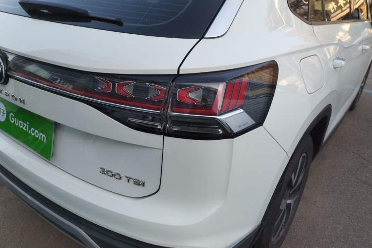 Used Volkswagen Tayron 2023 300TSI Two-Wheel-Drive Luxury Plus Advanced Edition
