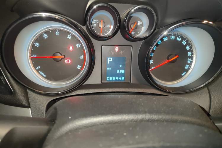 Used Buick Encore 2013 1.4T Automatic Two-Wheel Drive Elite Model
