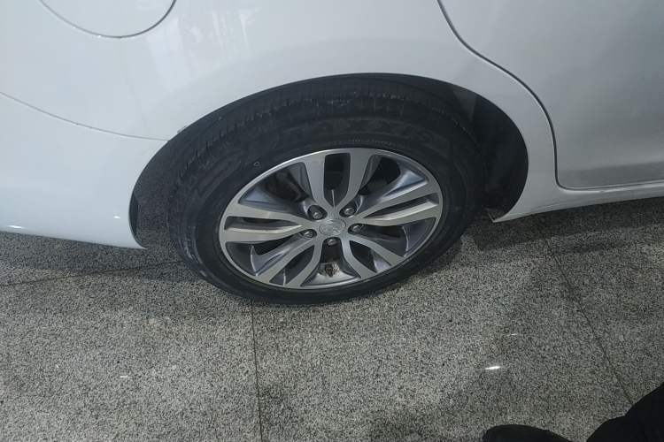 Used Buick GT 2021 1.3T Automatic Mild Hybrid Elite Version
