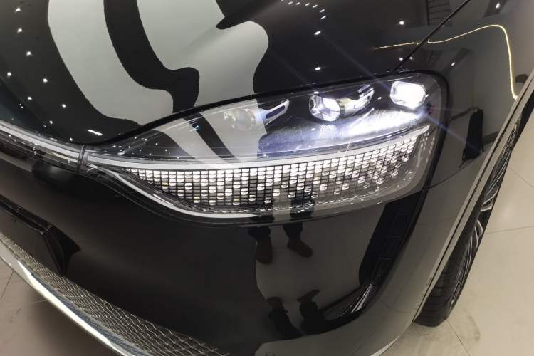 Used Hima AITO M9 2024 All-Electric Ultra Version 100 kWh 6-Seater Model
