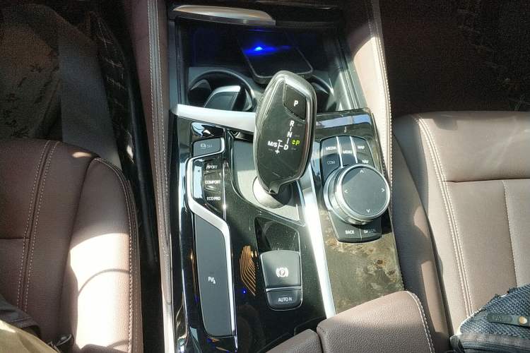 Used BMW 5 Series 2019 525Li M Sport Package
