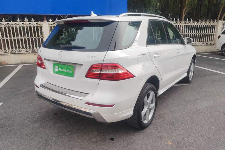 Used Mercedes-Benz M-Class 2014 ML 400 4MATIC Dynamic Model
