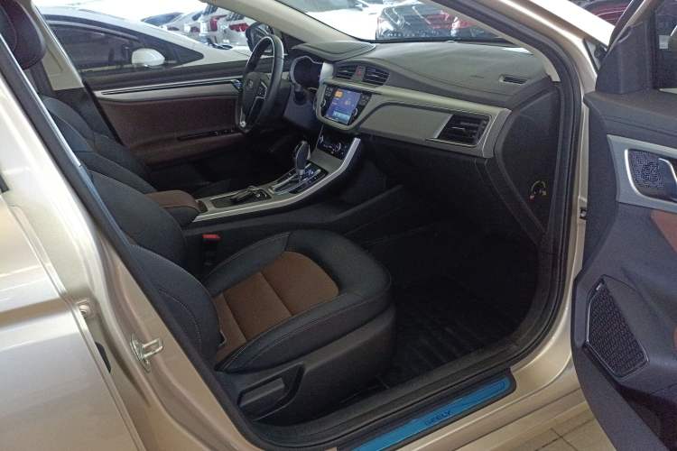 Used Geely Auto Emgrand GL 2017 1.3T DCT Luxury Model