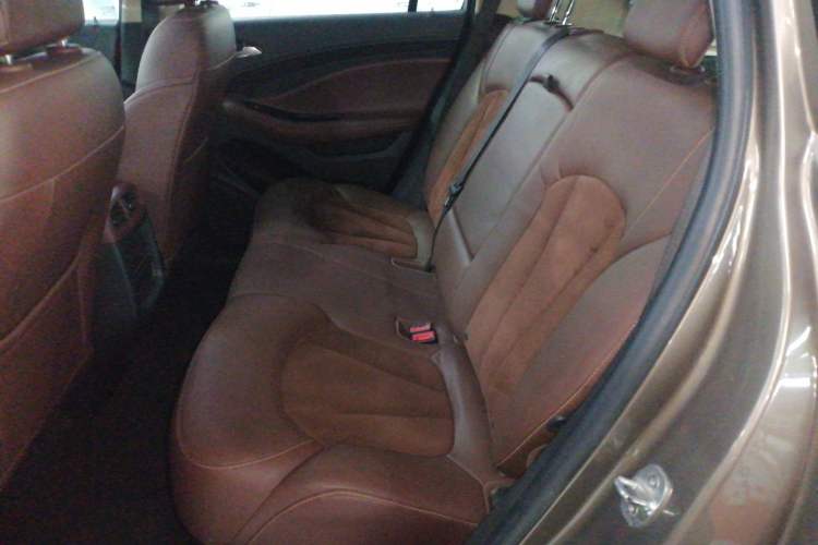 Used Buick Envision 2016 20T Two-Wheel-Drive Elite Model
