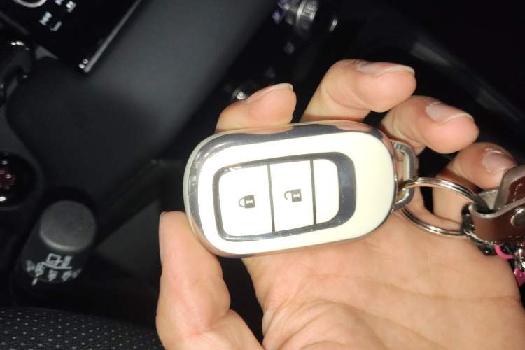 Used Honda Vezel 2023 1.5L CVT Tech Edition