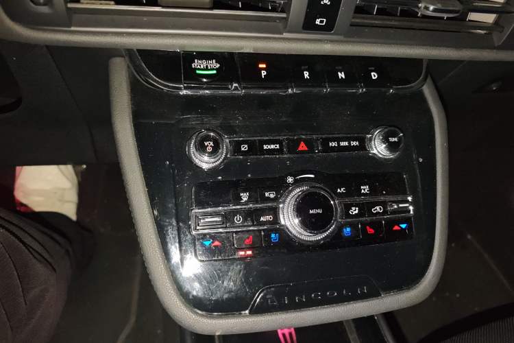 Used Lincoln Corsair 2021 2.0T Two-Wheel Drive Deluxe Edition