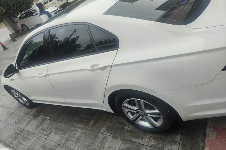 Used Volkswagen Lamando 2019 230TSI DSG Vision Edition China VI Standard
