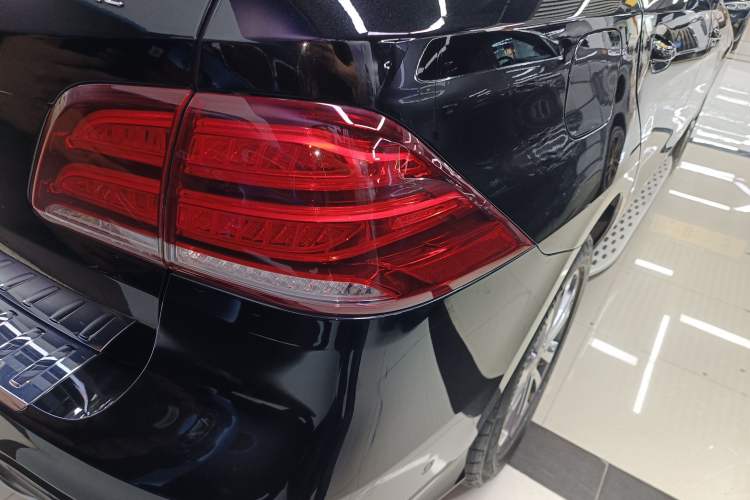 Used Mercedes-Benz GLE 2018 GLE 320 4MATIC Dynamic Edition Collector's Edition
