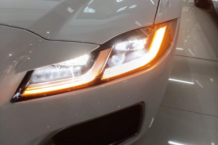 Used Jaguar XFL 2021 XFL 2.0T P200 Two-Wheel-Drive Elite Luxury Edition