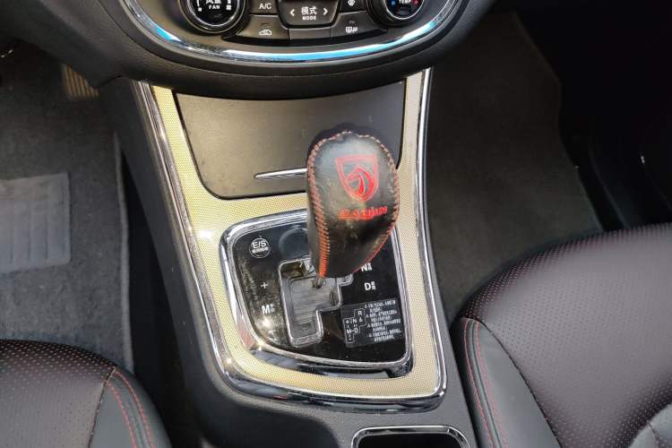 Used Baojun 560 2016 1.8L iAMT Luxury Model