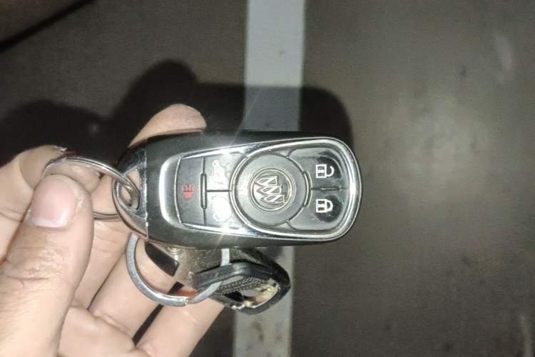 Used Buick GL8 2017 ES 28T Luxury Model China V Standard