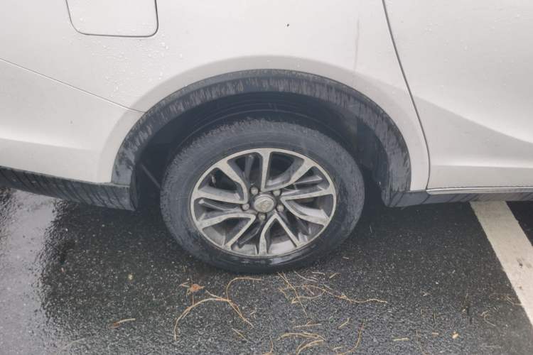 Used Baojun 730 2017 1.8L iAMT Prestige Version 7 Seats